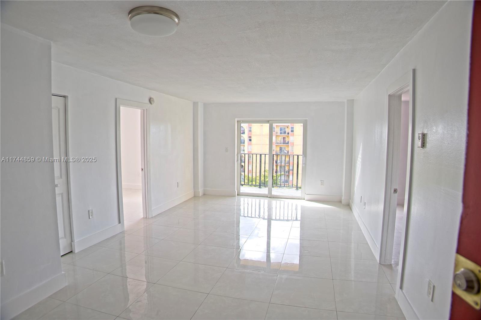 4717 Nw 7th St 704-10, Miami, Broward County, Florida - 2 Bedrooms  
2 Bathrooms - 