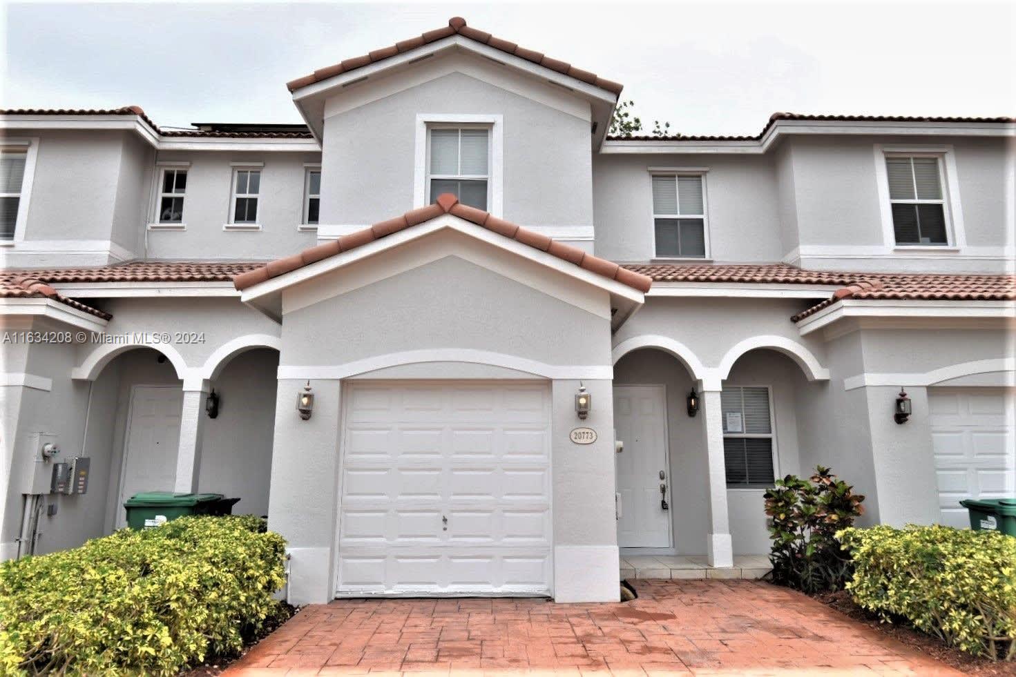 IVES DAIRY TOWNHOMES - Residential Lease