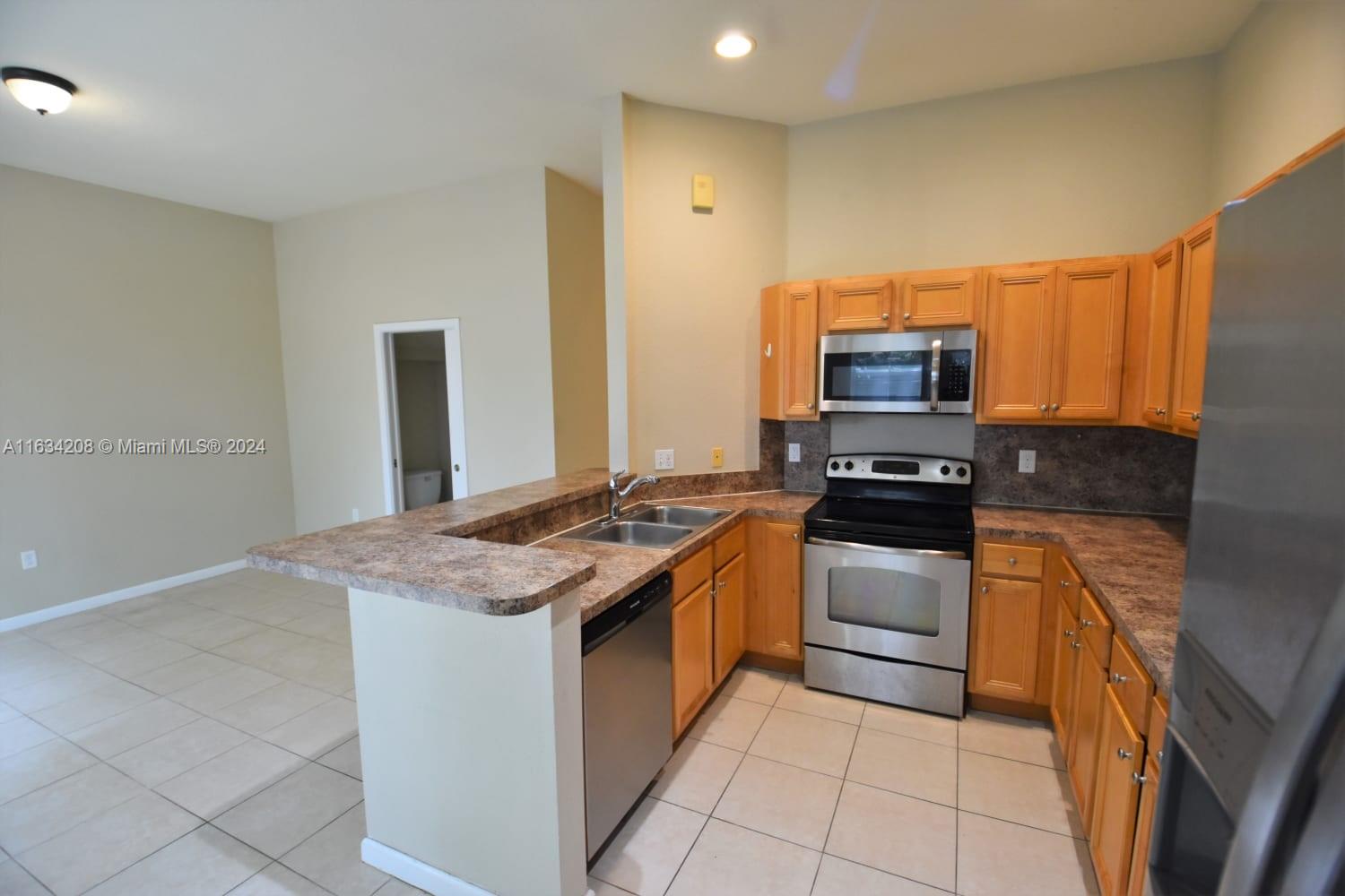 IVES DAIRY TOWNHOMES - Residential Lease