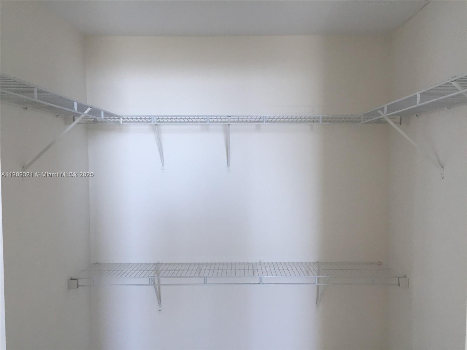 TERRAZAS - Residential Lease