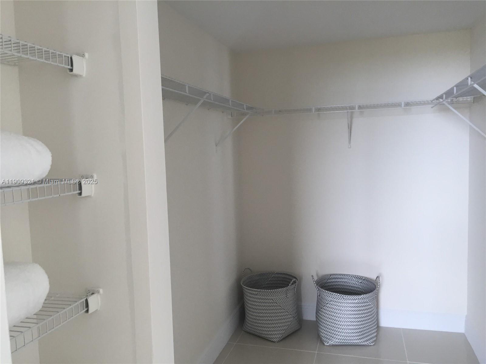 TERRAZAS - Residential Lease