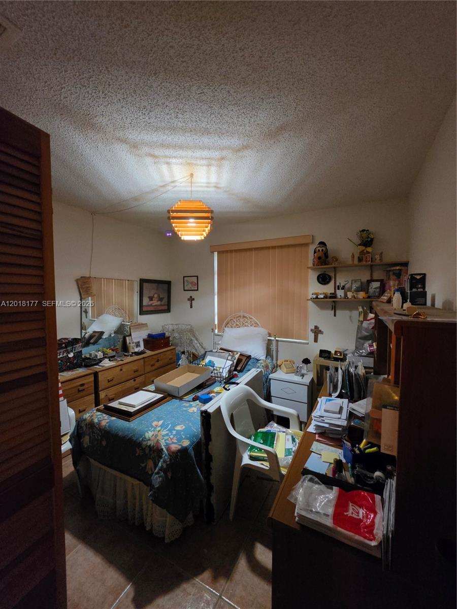 SUNSET CONDOR PH I - Residential