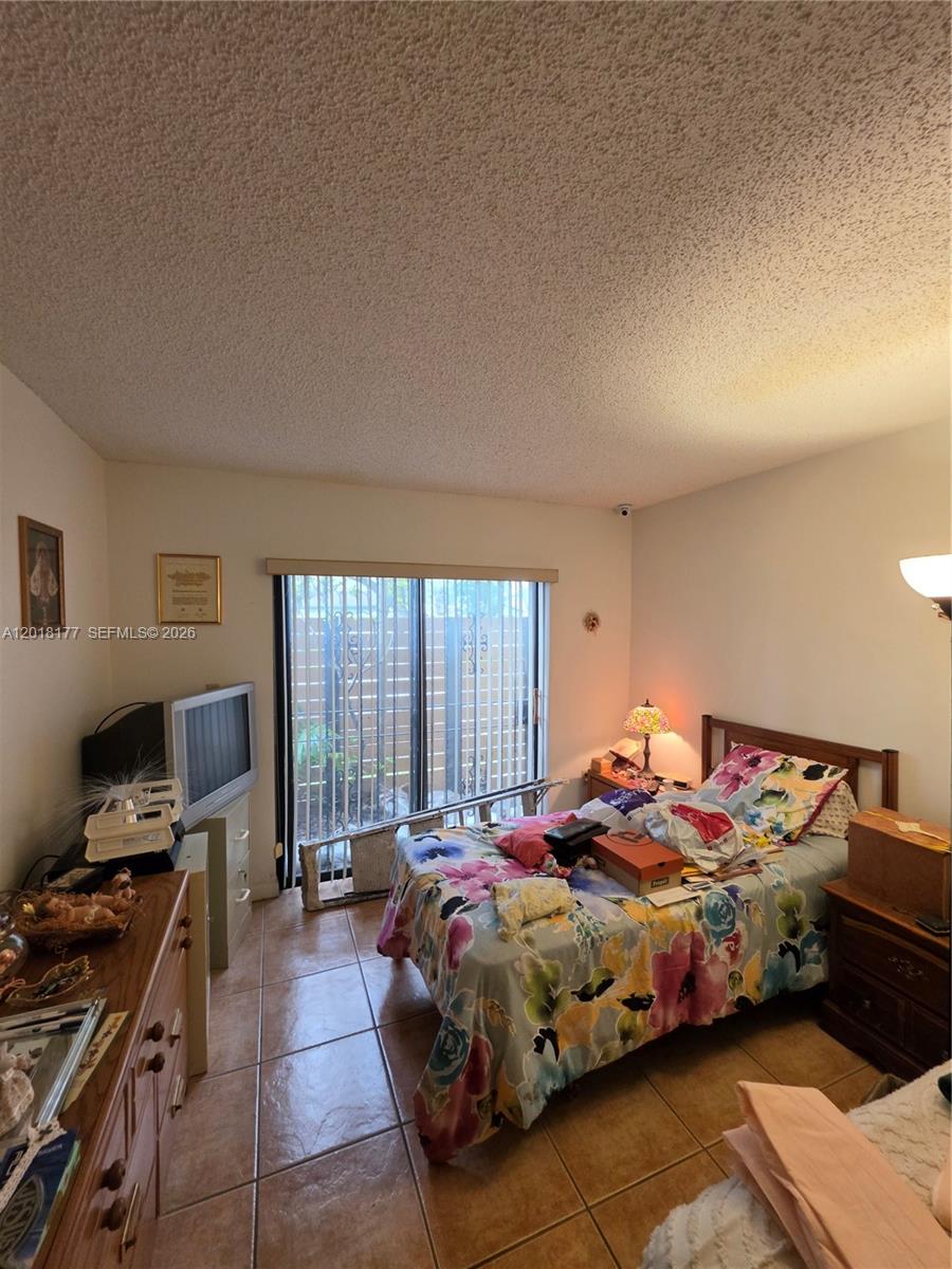 SUNSET CONDOR PH I - Residential