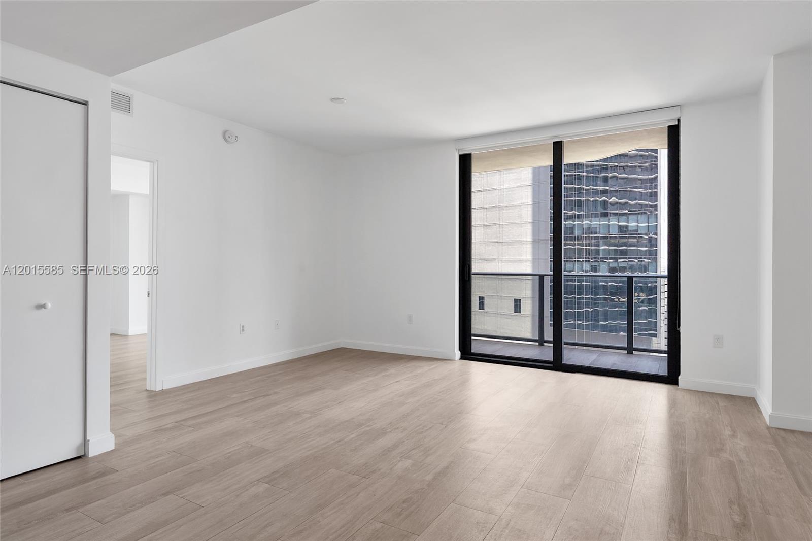 BRICKELL HEIGHTS EAST CON - Residential Lease