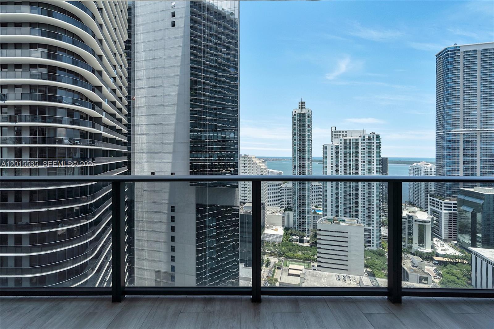 BRICKELL HEIGHTS EAST CON - Residential Lease