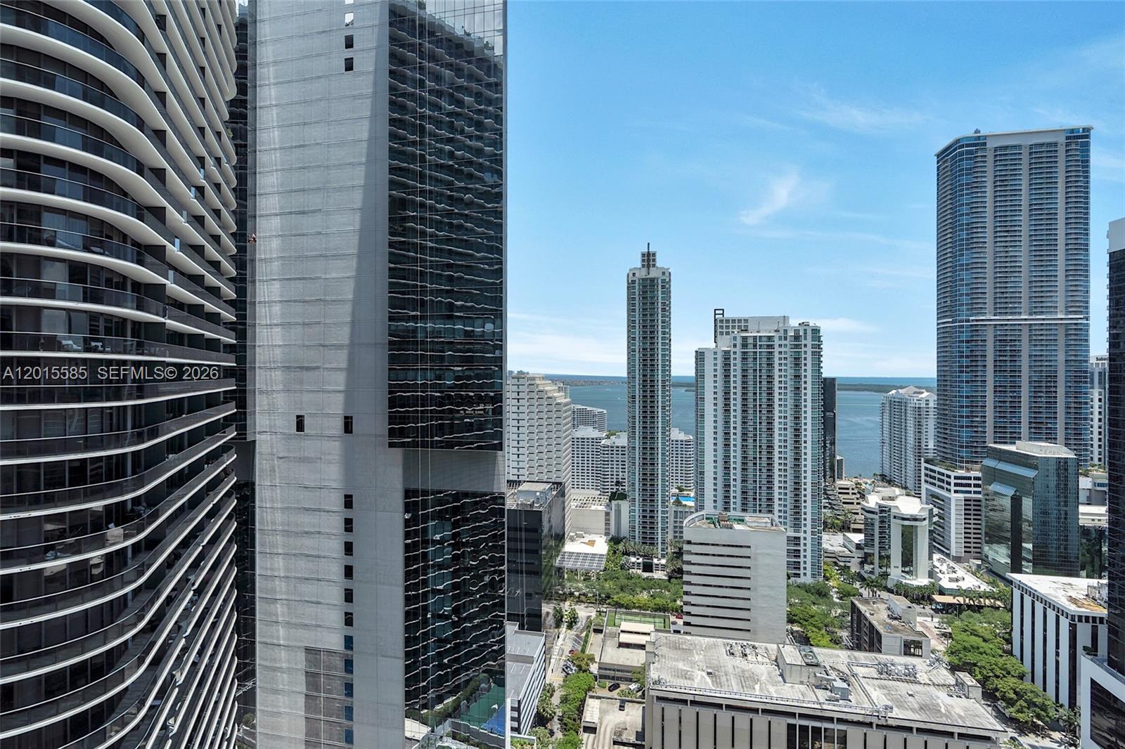 BRICKELL HEIGHTS EAST CON - Residential Lease