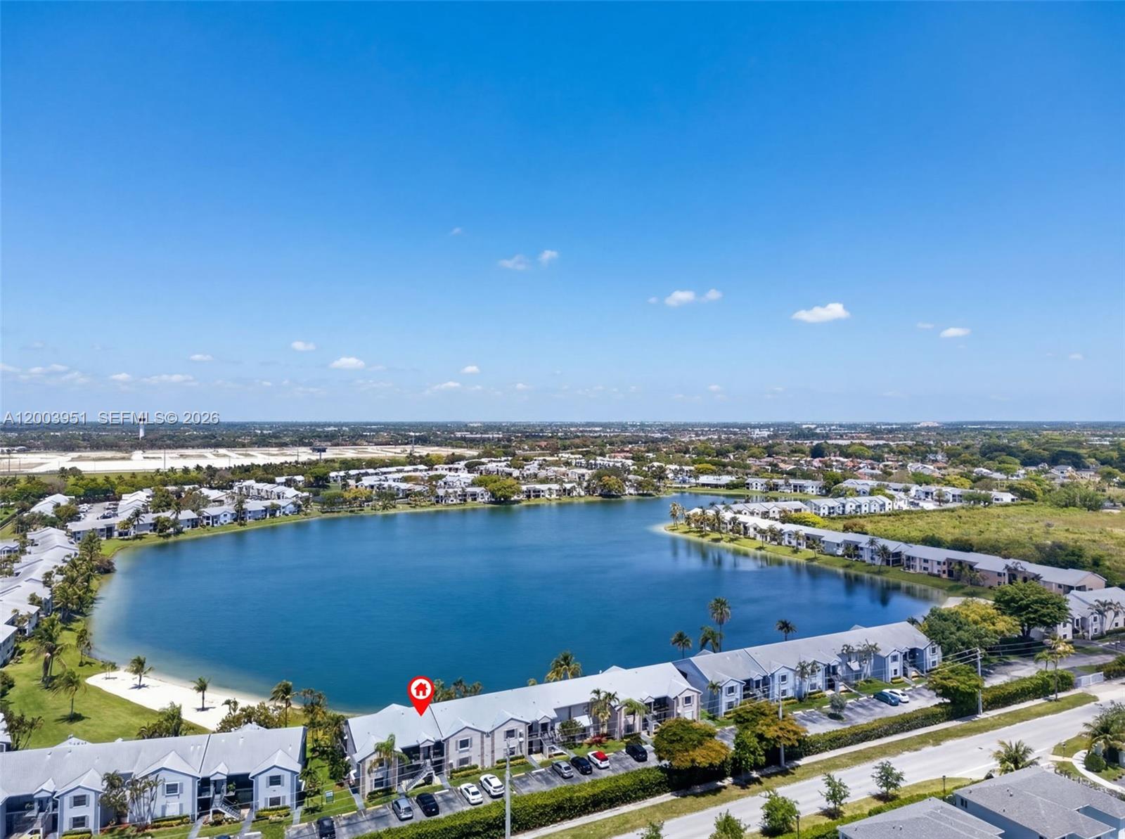 LAKESHORE CONDO 6 - Residential
