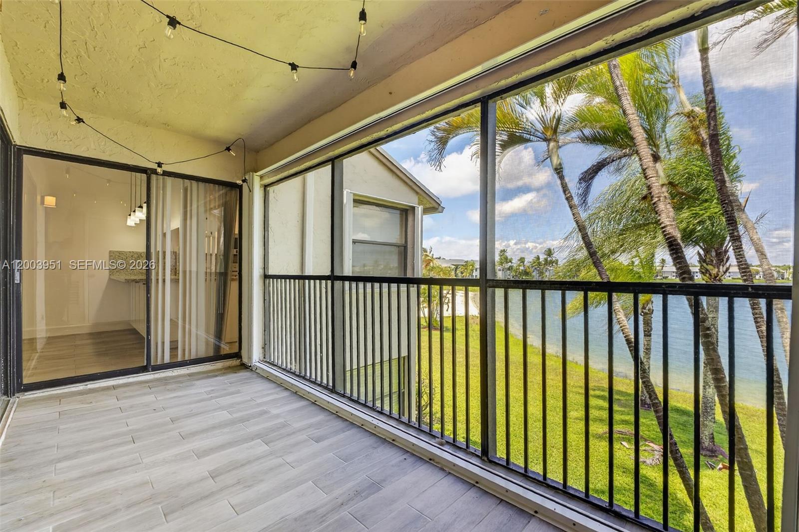 LAKESHORE CONDO 6 - Residential