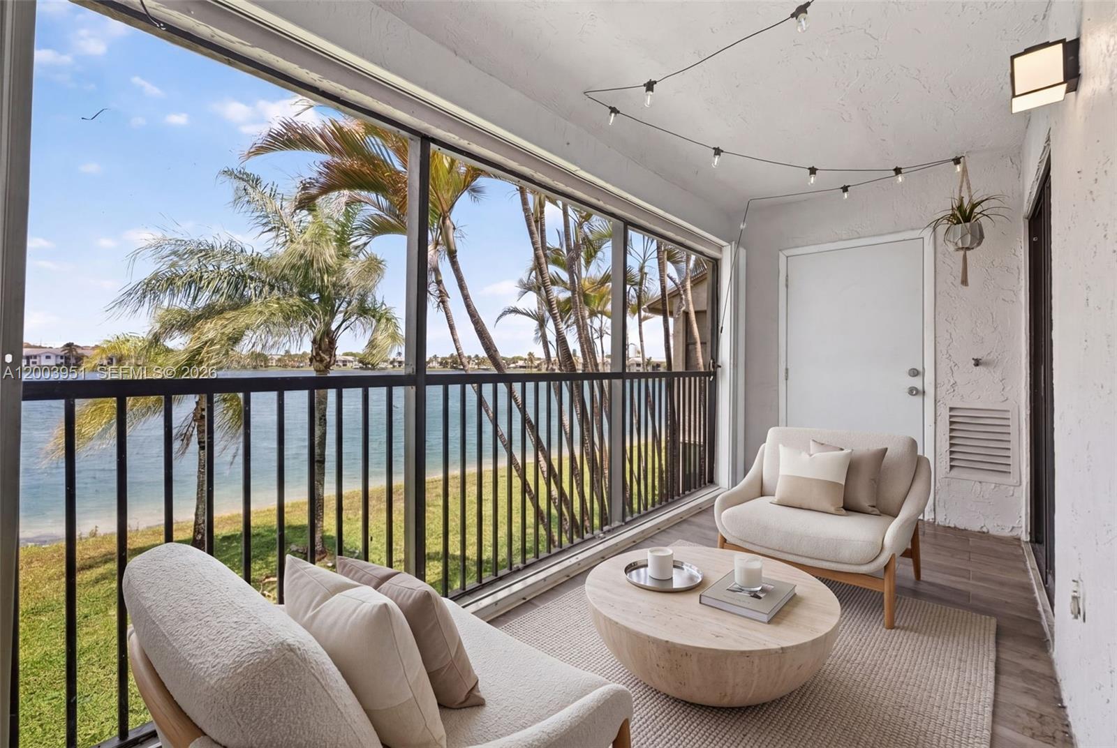LAKESHORE CONDO 6 - Residential