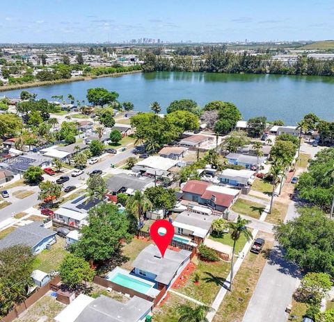 5621 SW 38th Ct Davie FL 33314