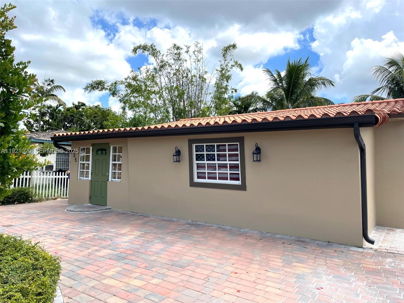 FAIRLAWN - Residential