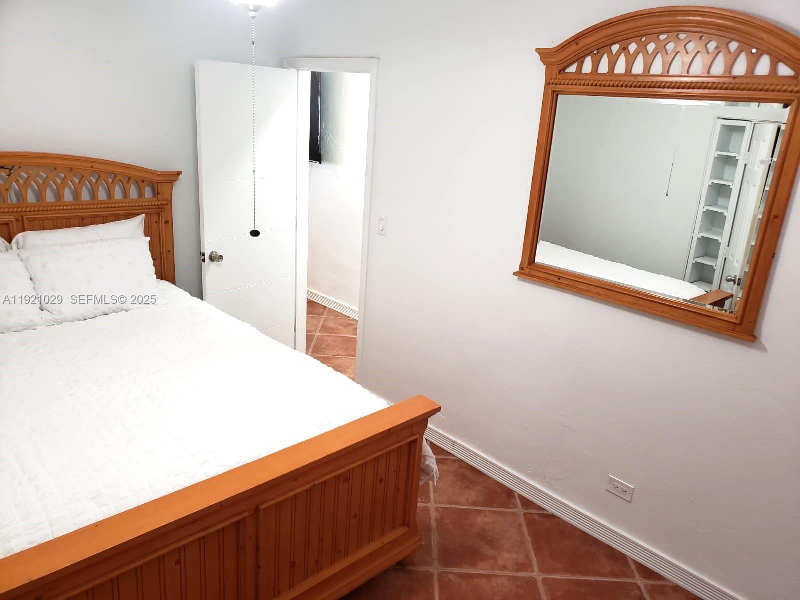 FAIRLAWN - Residential