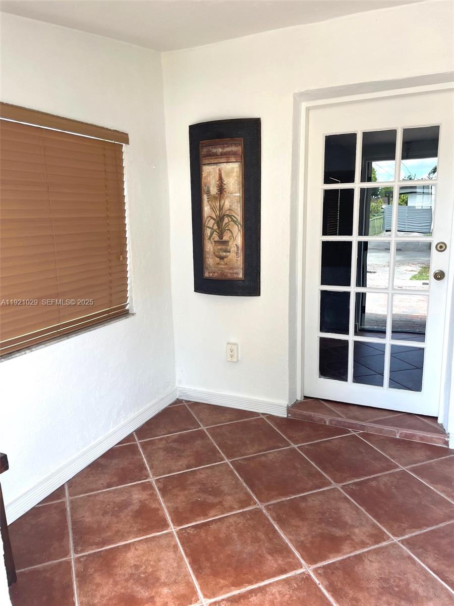 FAIRLAWN - Residential