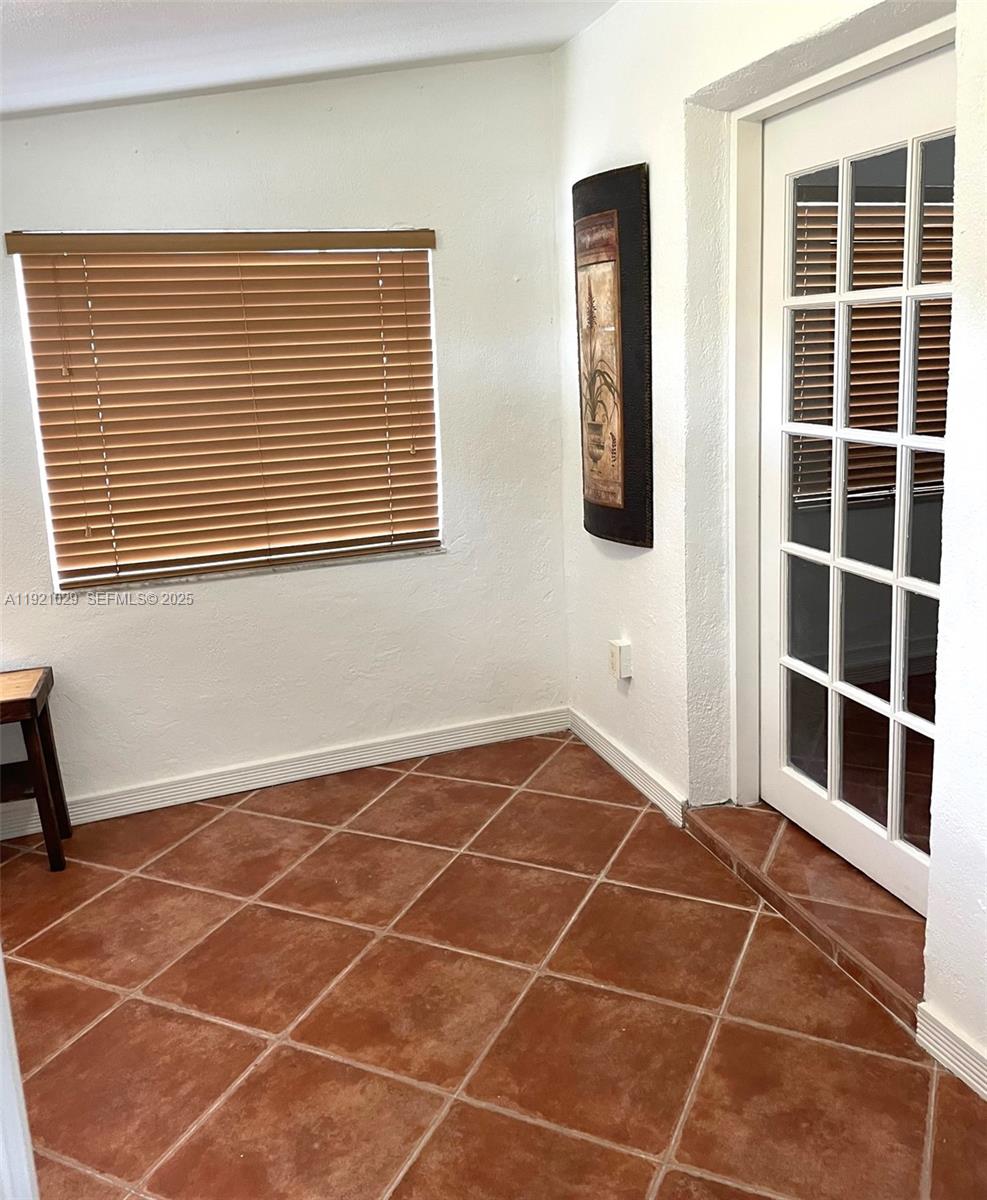 FAIRLAWN - Residential