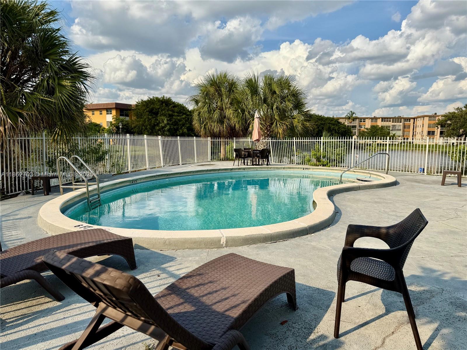 BERKELEY MANOR CONDO - Residential