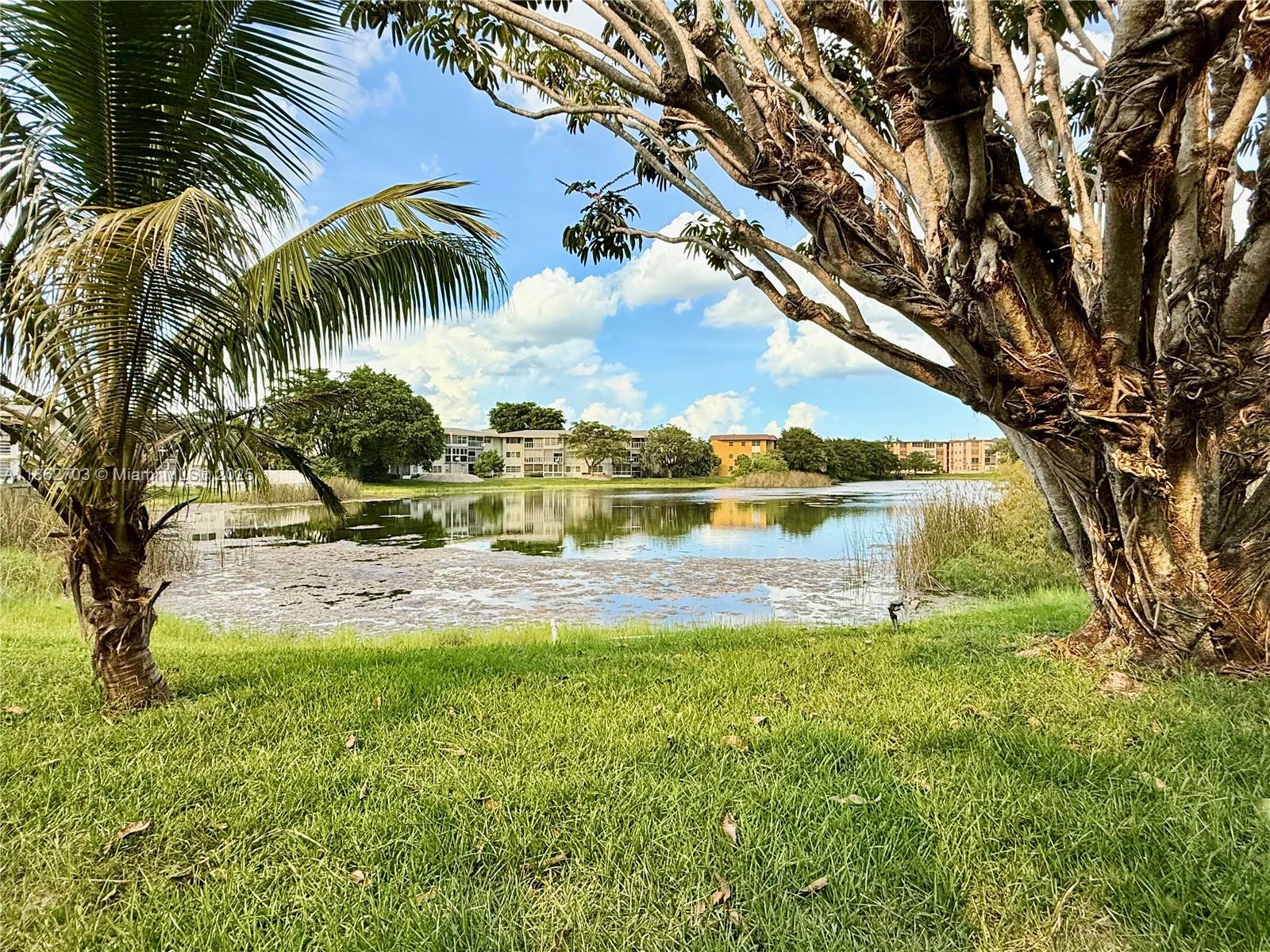 BERKELEY MANOR CONDO - Residential