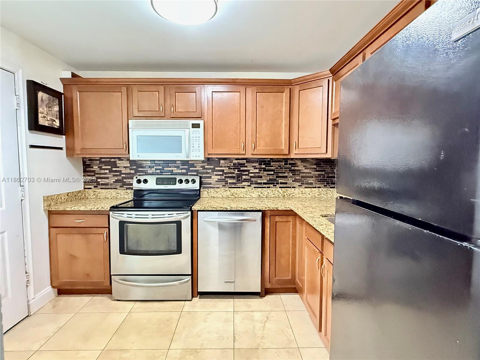 BERKELEY MANOR CONDO - Residential