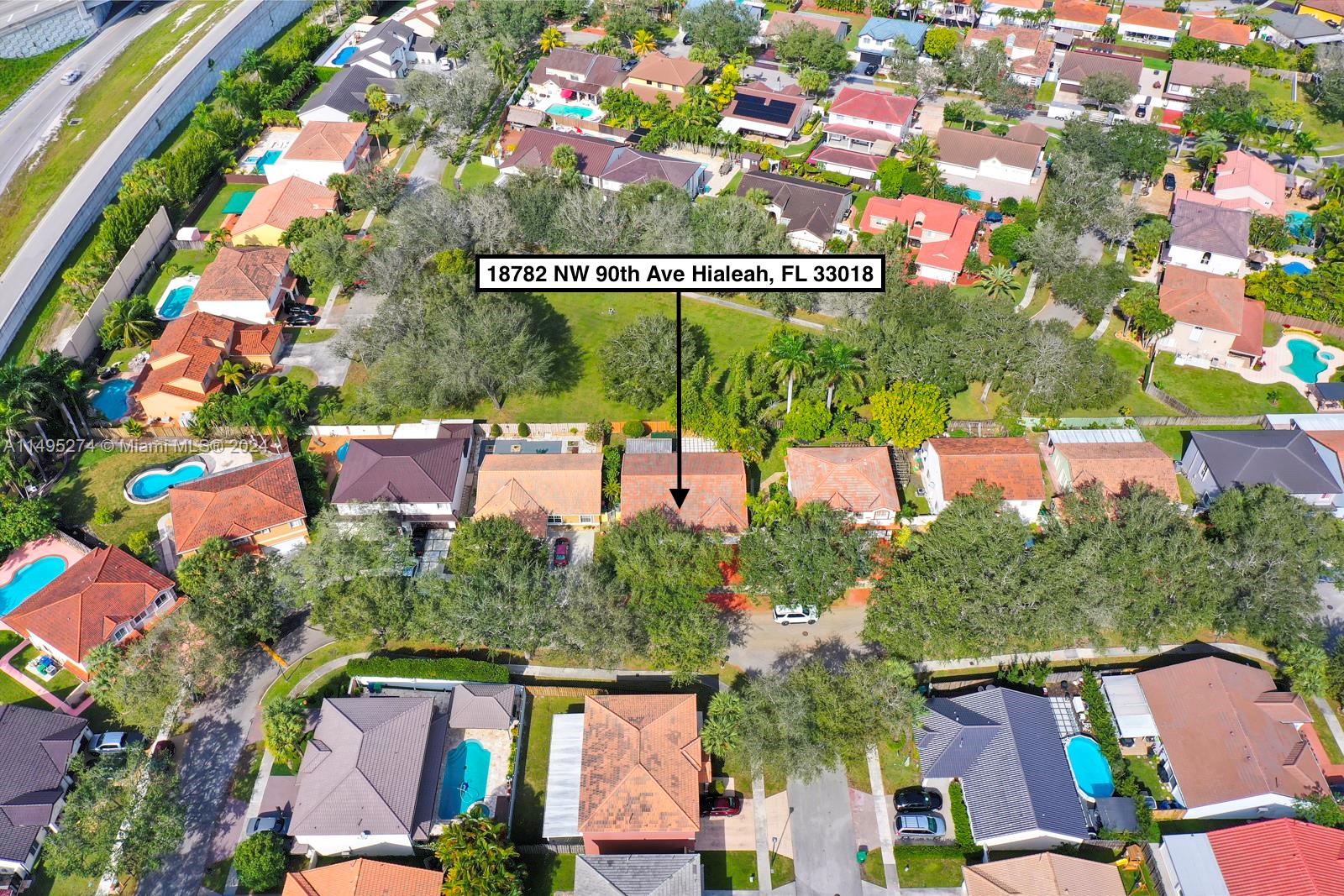 LAKES ON THE GREEN GLYNN - Residential