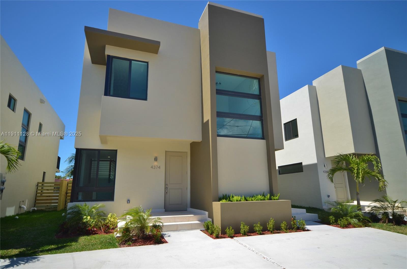 EAST 10TH AVENUE II CONDO - Residential Lease