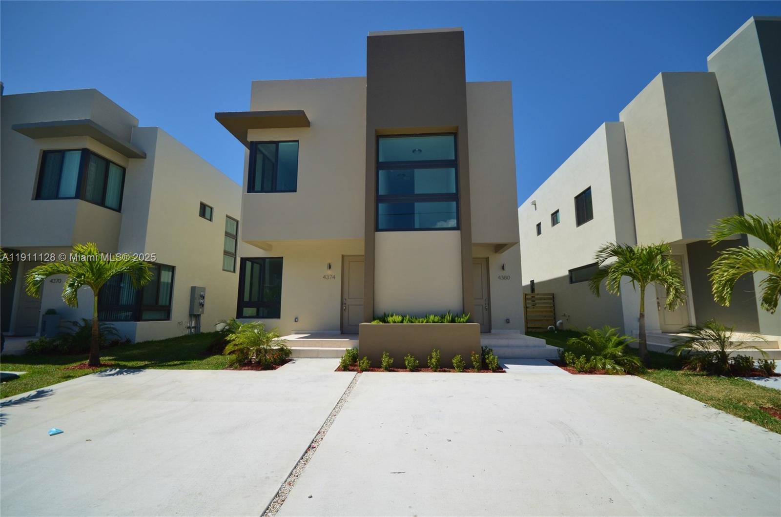 EAST 10TH AVENUE II CONDO - Residential Lease