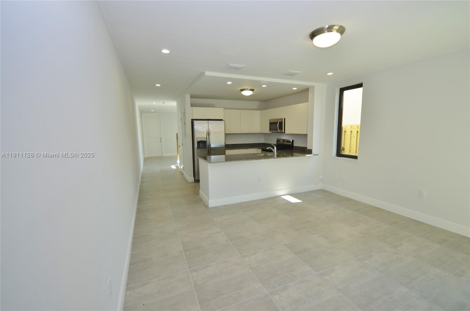 EAST 10TH AVENUE II CONDO - Residential Lease