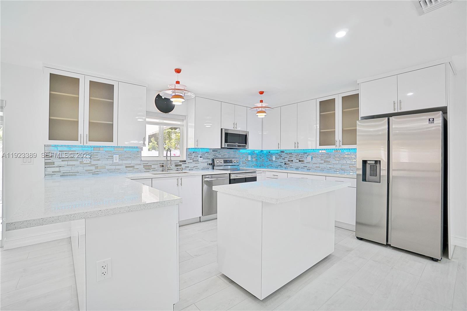 CORAL GABLES SEC B - Residential Lease