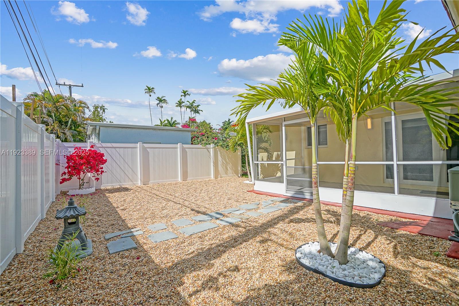 CORAL GABLES SEC B - Residential Lease