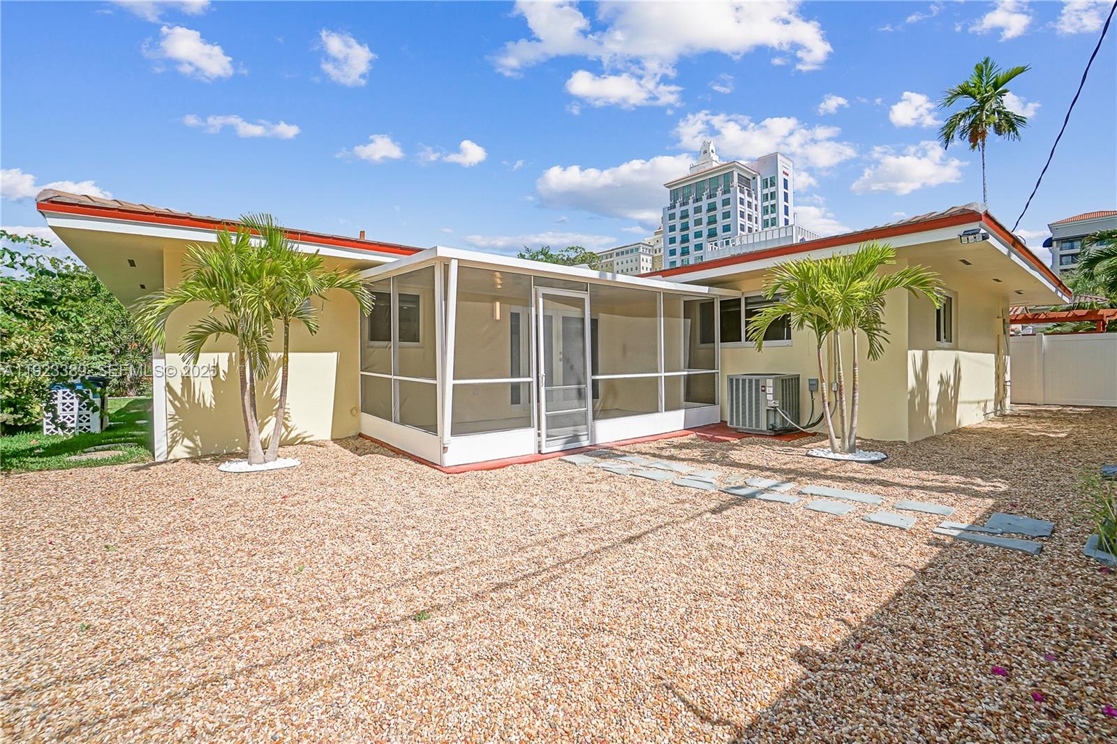 CORAL GABLES SEC B - Residential Lease