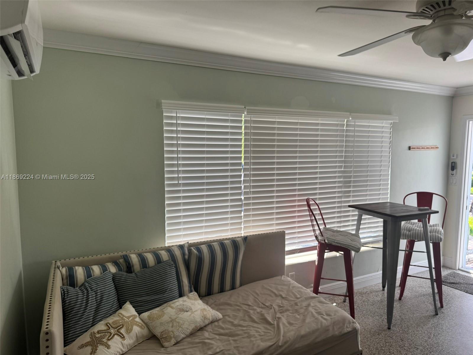 PALM BEACH SHORES - Residential Income
