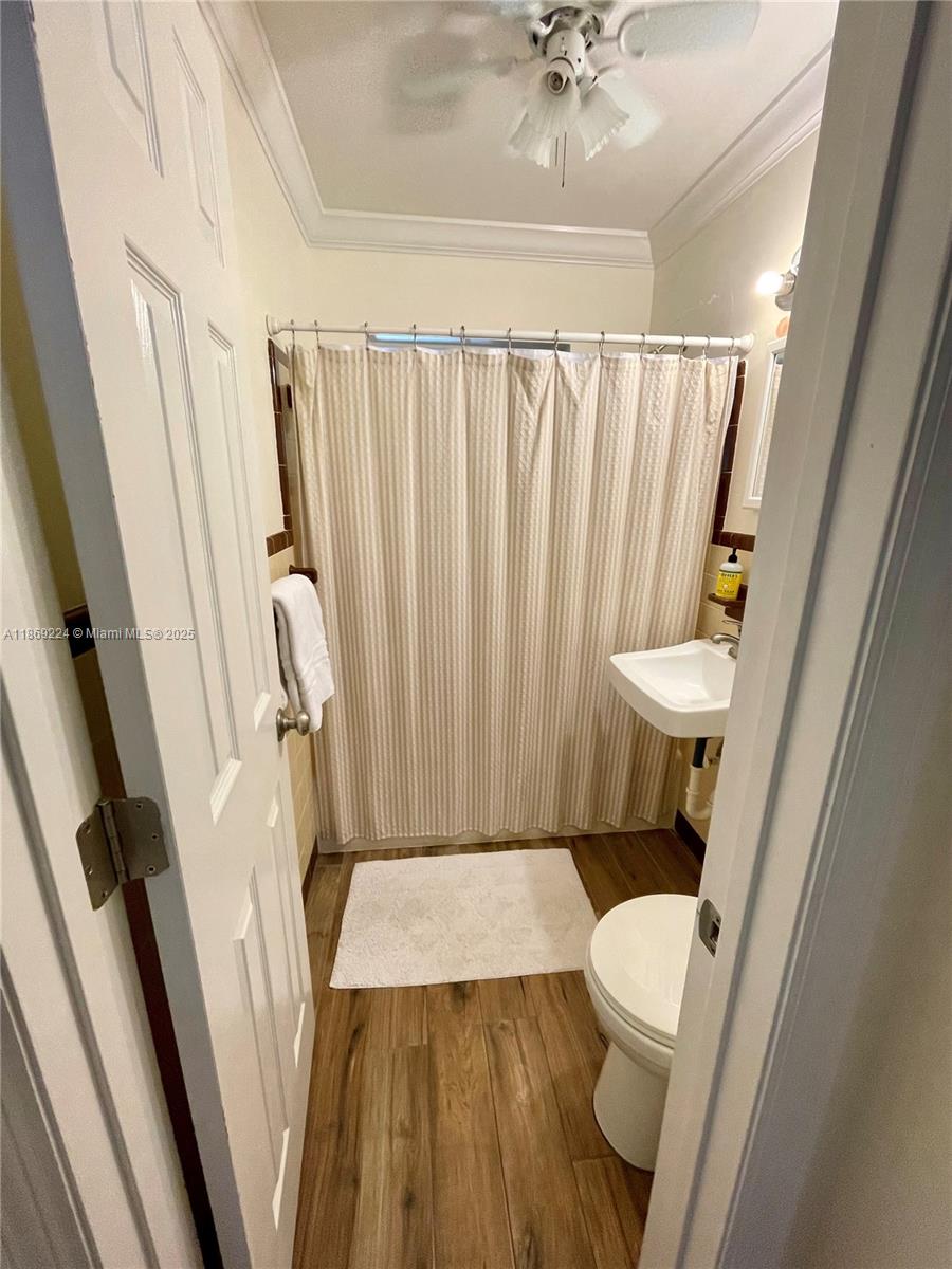 PALM BEACH SHORES - Residential Income