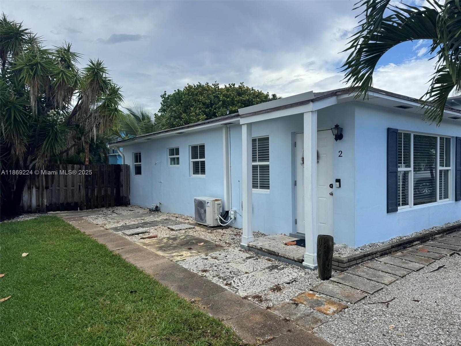 PALM BEACH SHORES - Residential Income