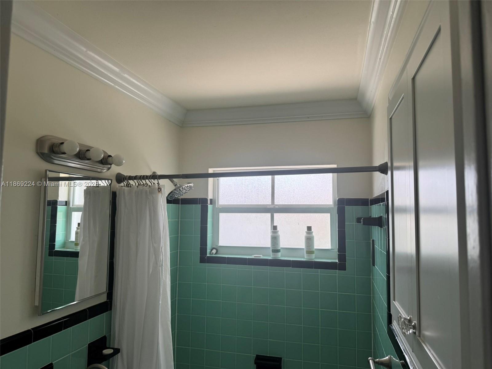 PALM BEACH SHORES - Residential Income