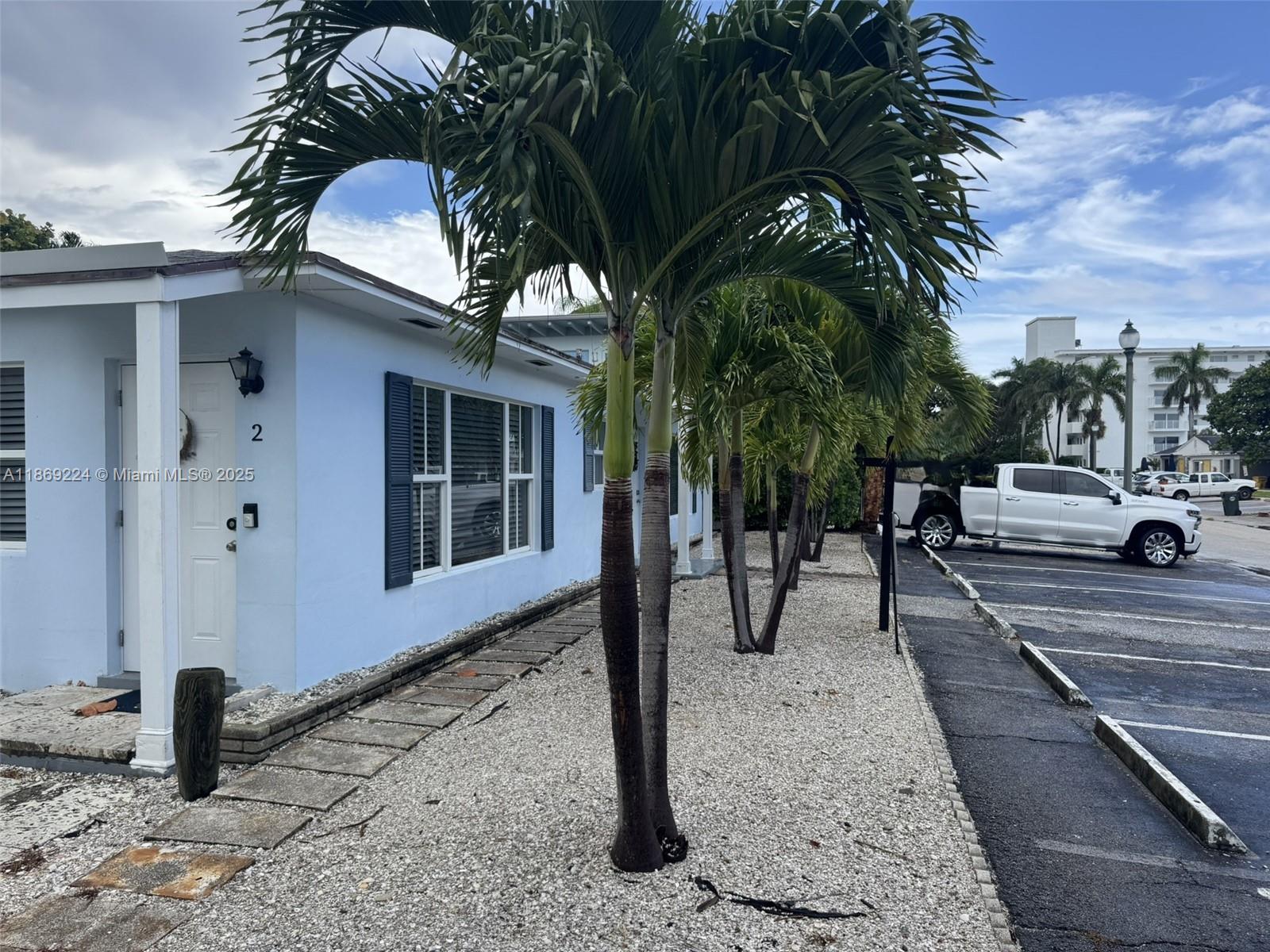 PALM BEACH SHORES - Residential Income