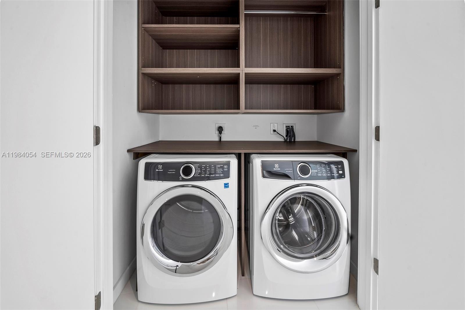 PARAMOUNT MIAMI WORLDCENT - Residential