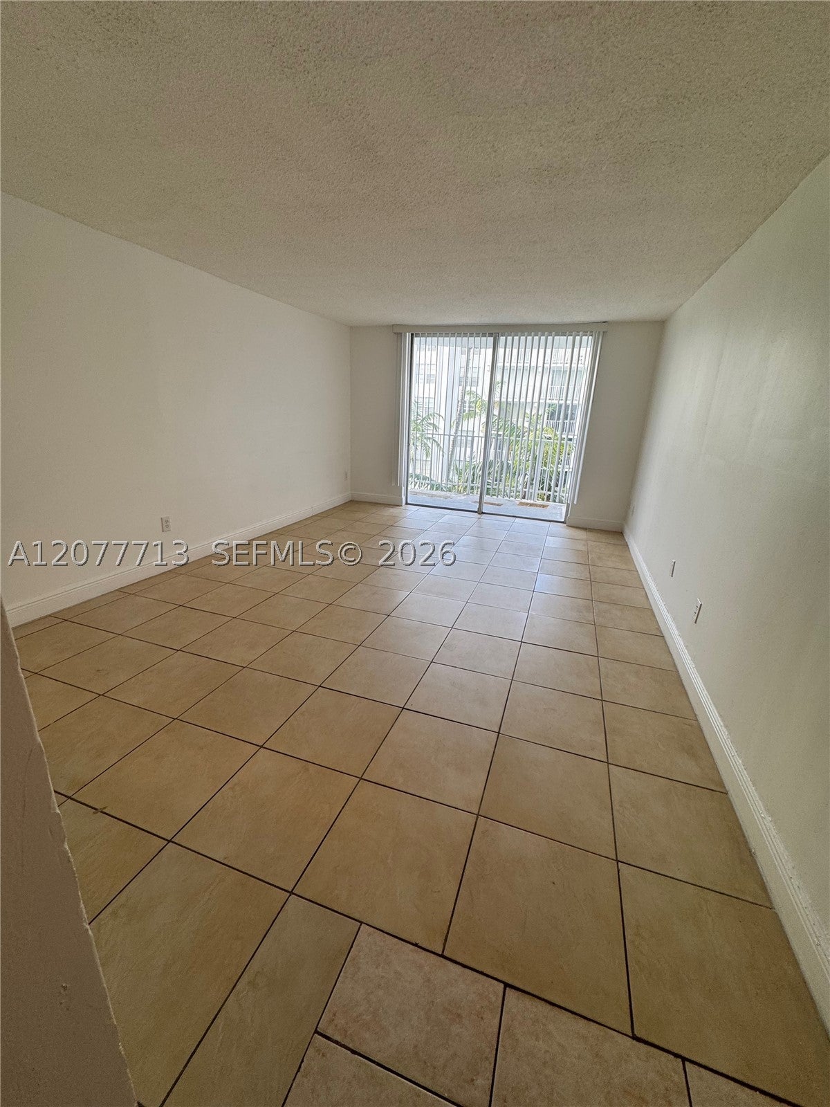 488 NW 165th St Rd B-412