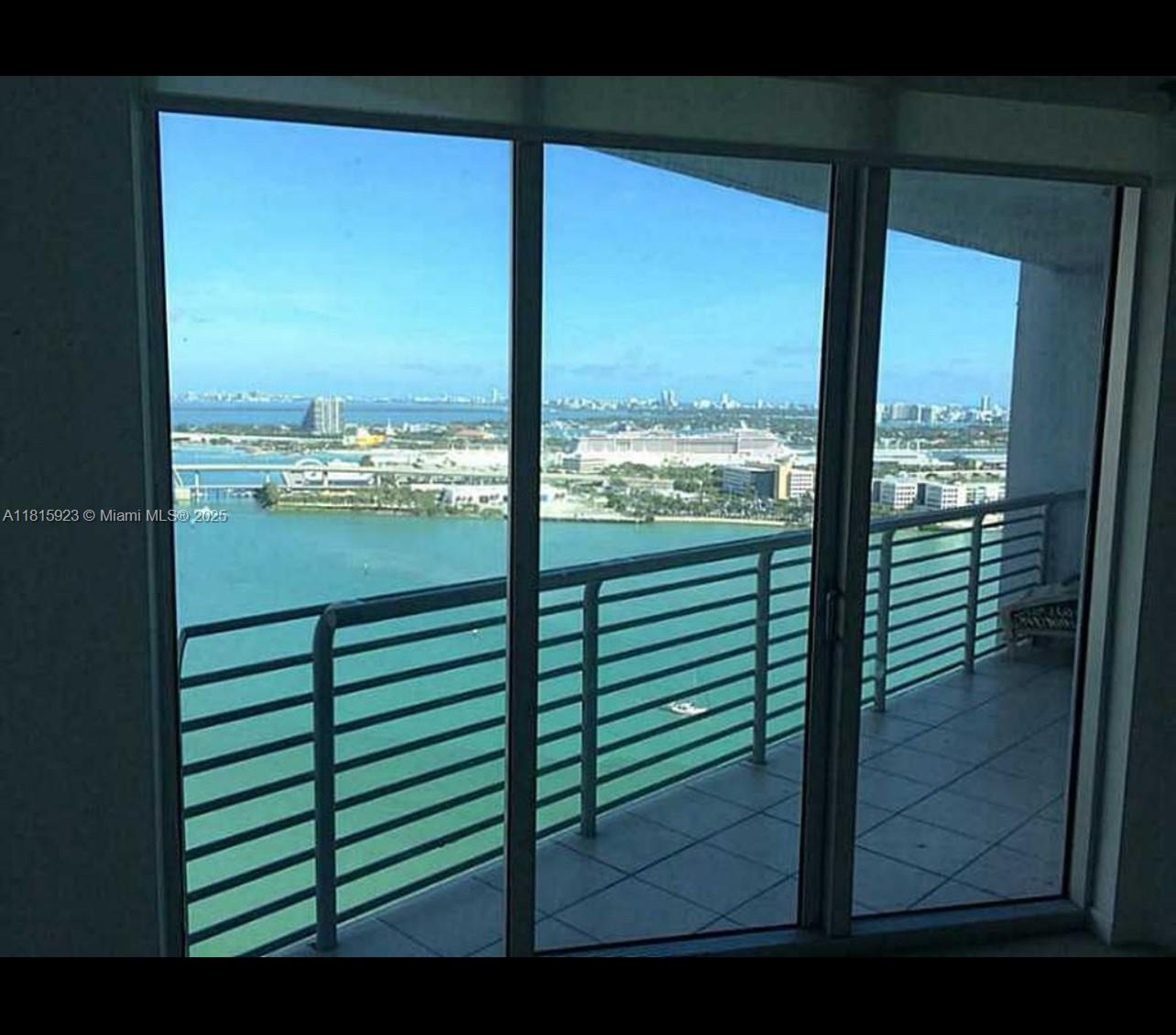 335 S Biscayne Blvd 3110