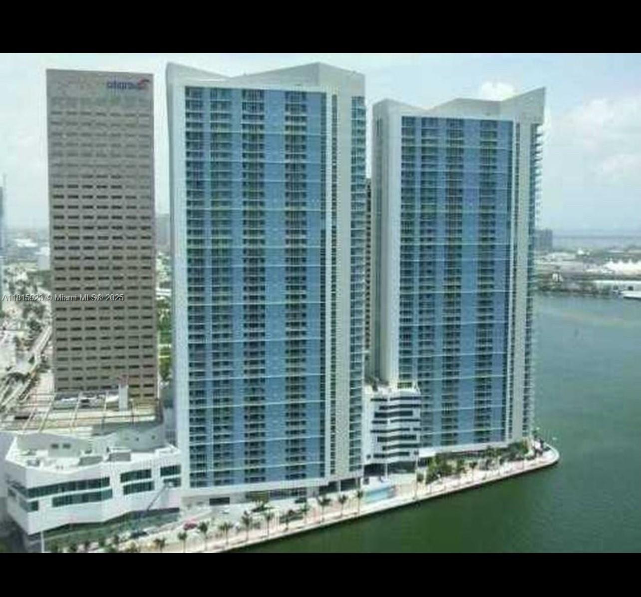 Property for Sale at 335 S Biscayne Blvd 3110, Miami, Broward County, Florida - Bedrooms: 1 
Bathrooms: 1  - $535,000