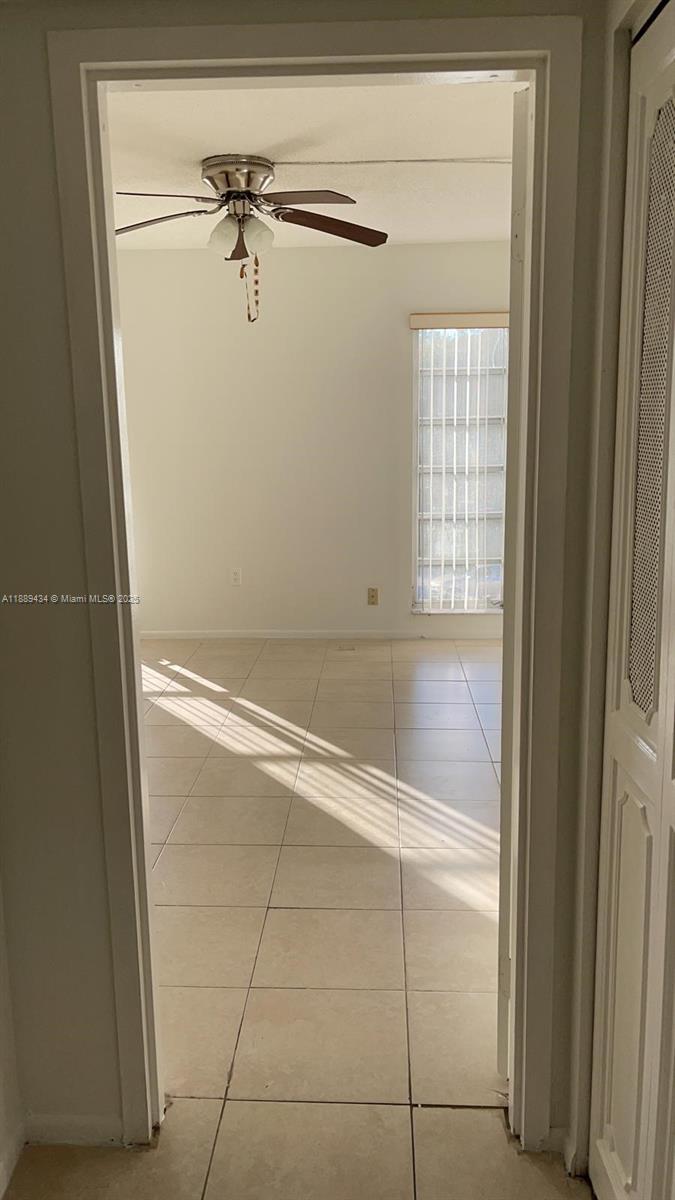 TOWN SQUARE CONDO - Residential Lease