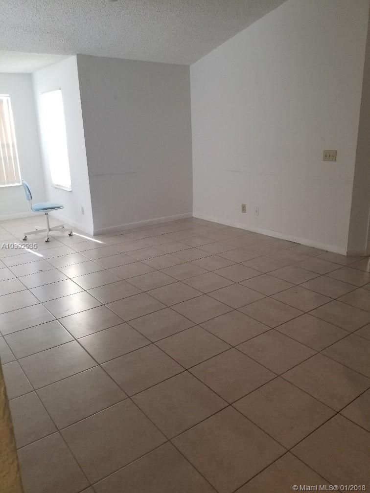 ISLES AT LAGO MAR CONDO - Residential Lease