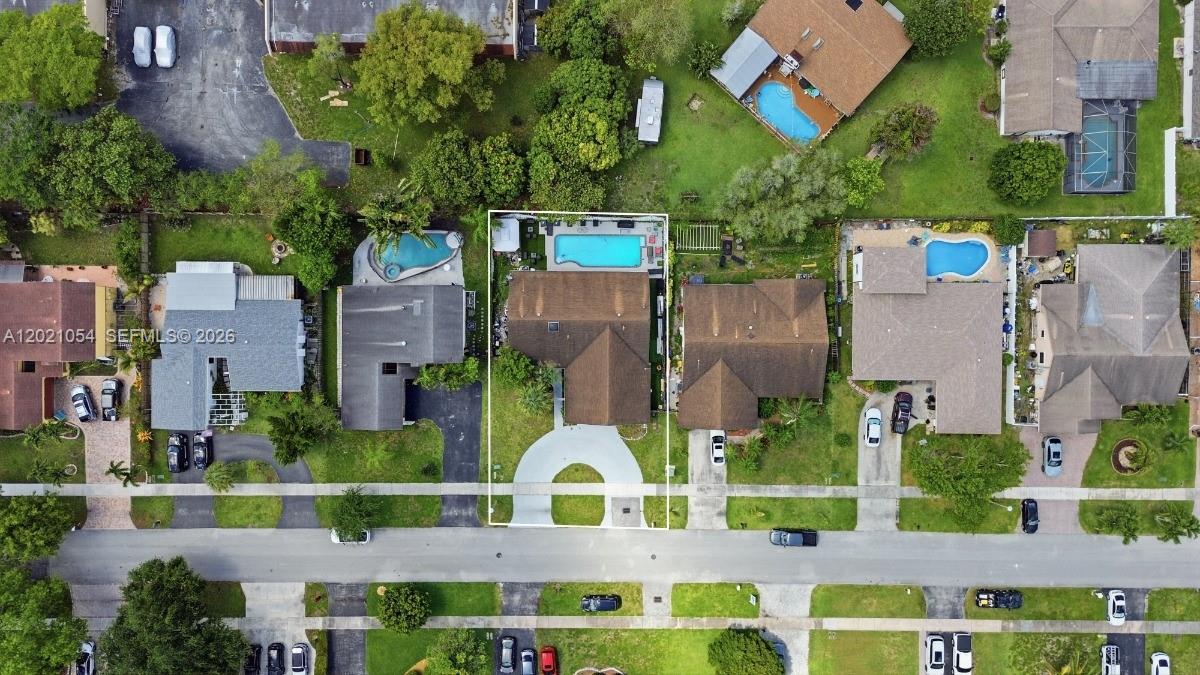 VILLAGES OF HILLSBORO SEC - Residential