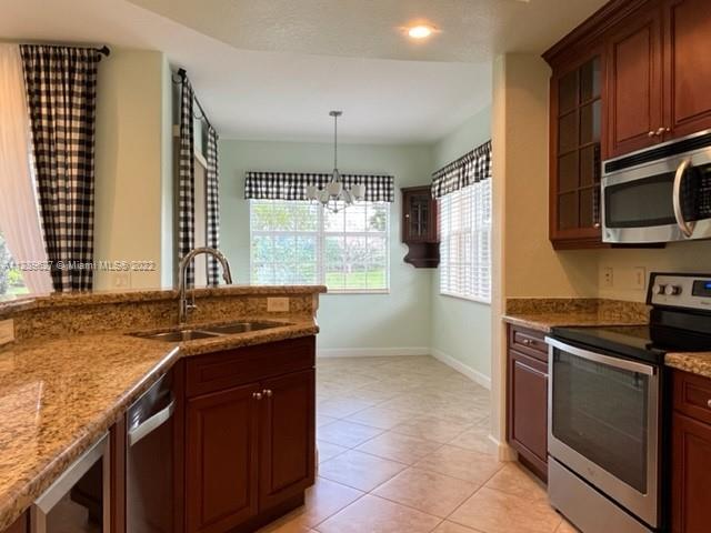 CYPRESS POINTE IV AT HERO - Residential Lease