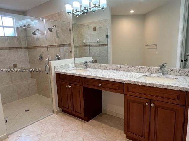 CYPRESS POINTE IV AT HERO - Residential Lease
