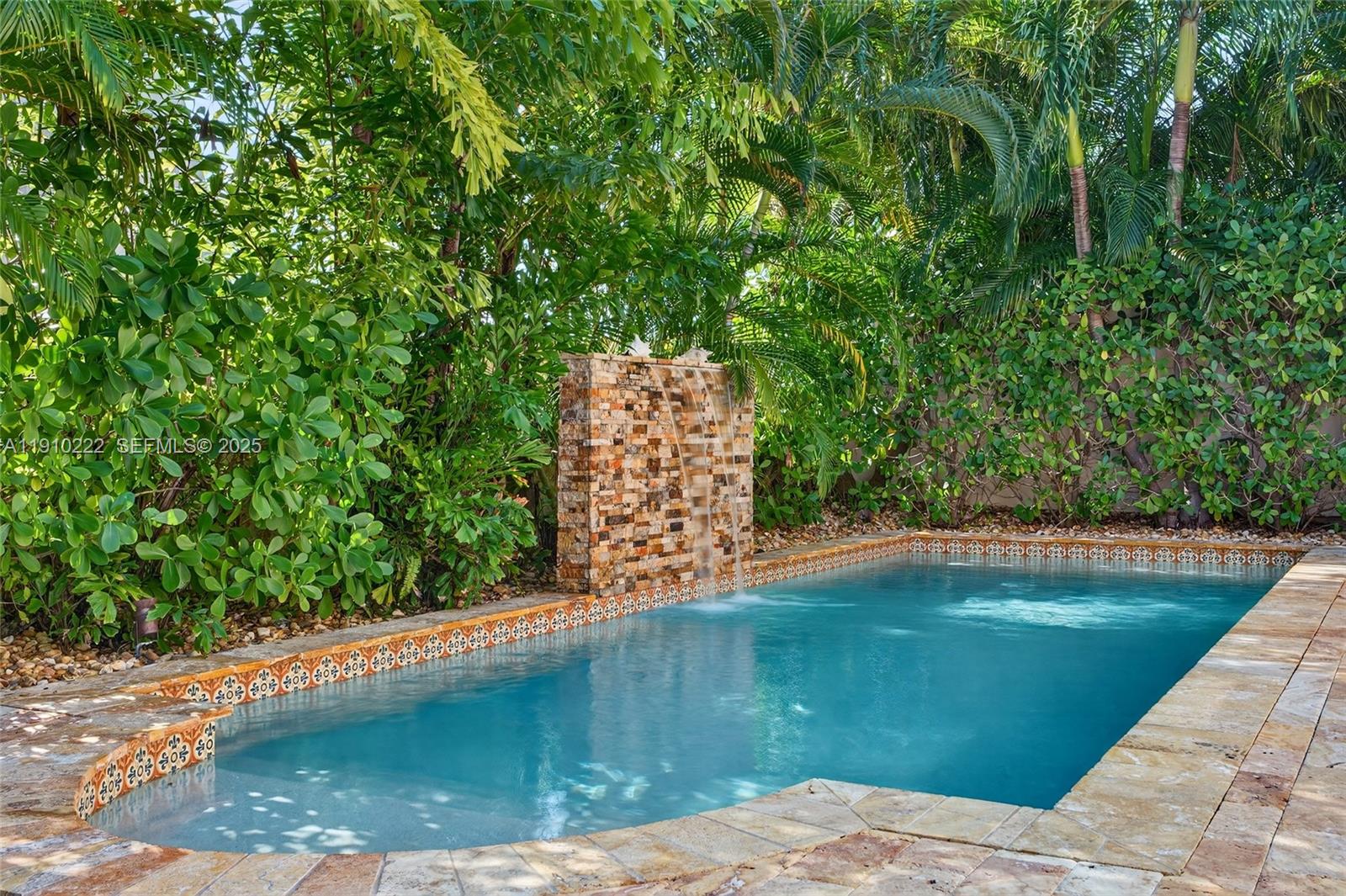 HILLSBORO SHORES SEC - Residential