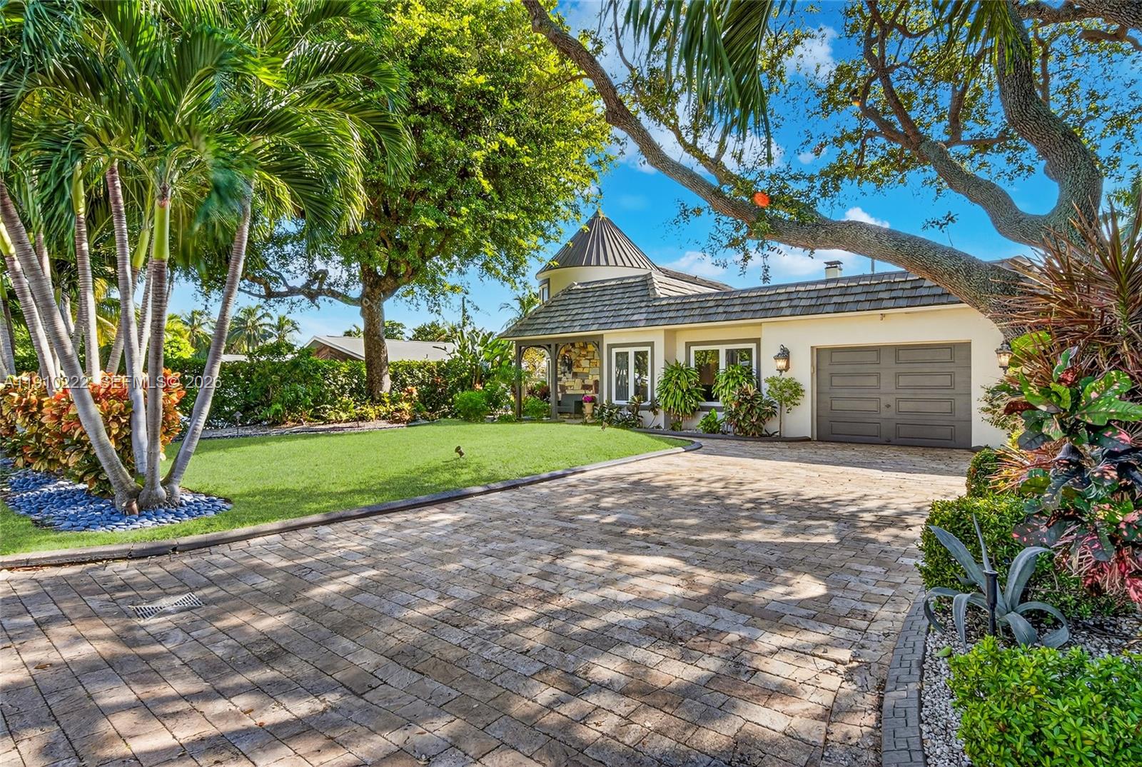 HILLSBORO SHORES SEC - Residential