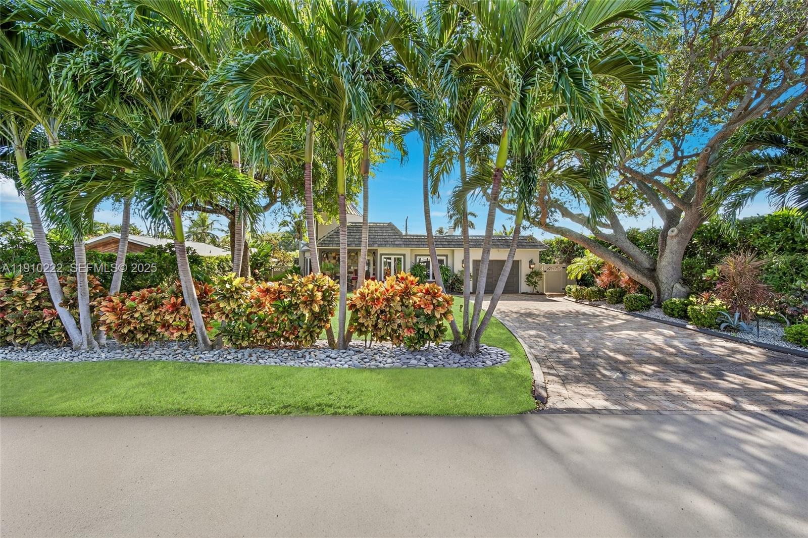 HILLSBORO SHORES SEC - Residential