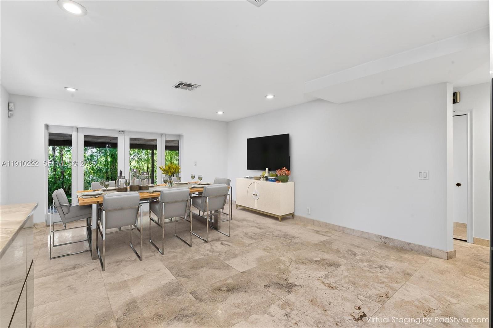 HILLSBORO SHORES SEC - Residential