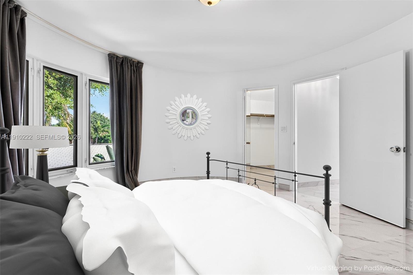 HILLSBORO SHORES SEC - Residential