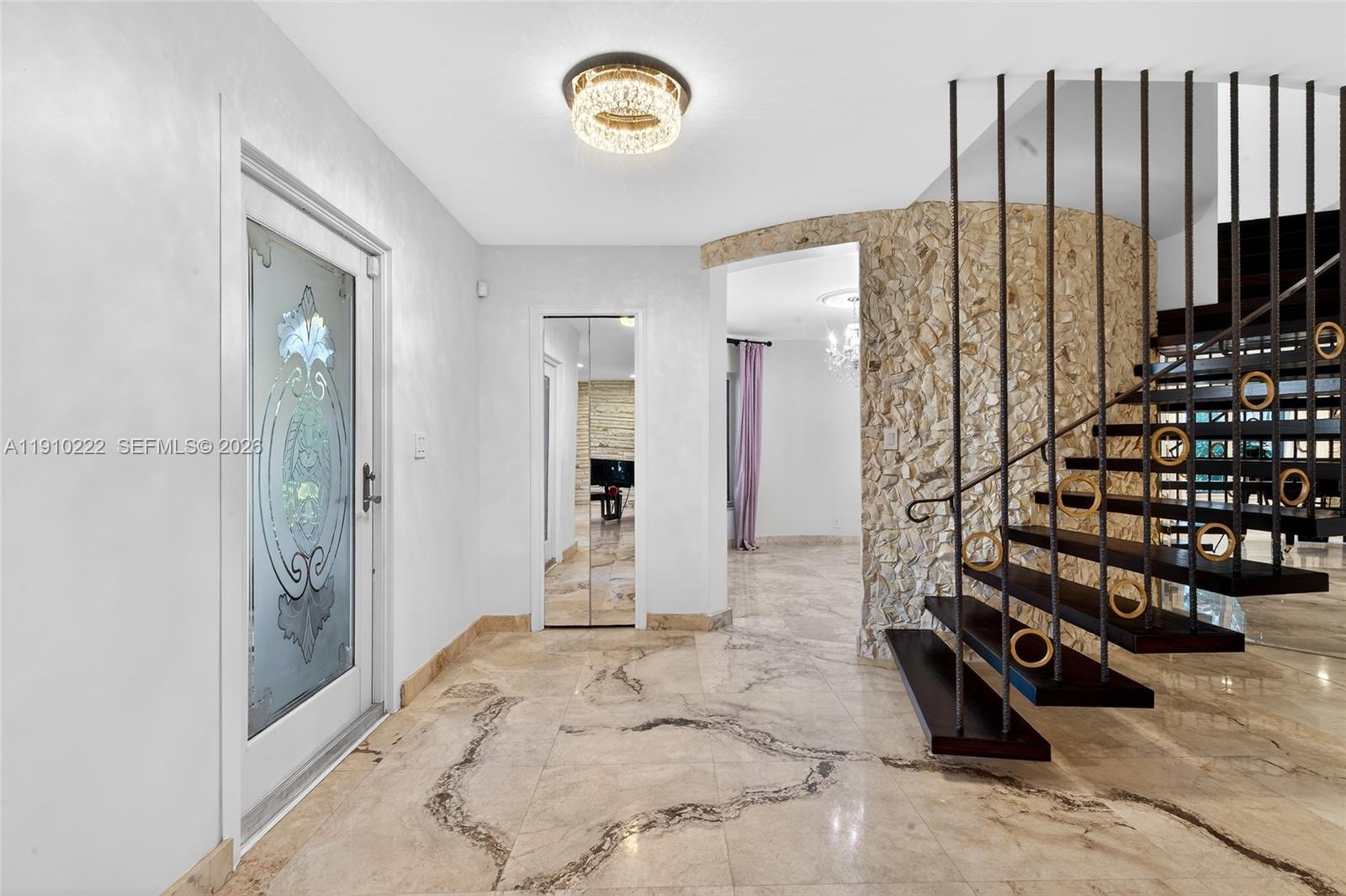 HILLSBORO SHORES SEC - Residential