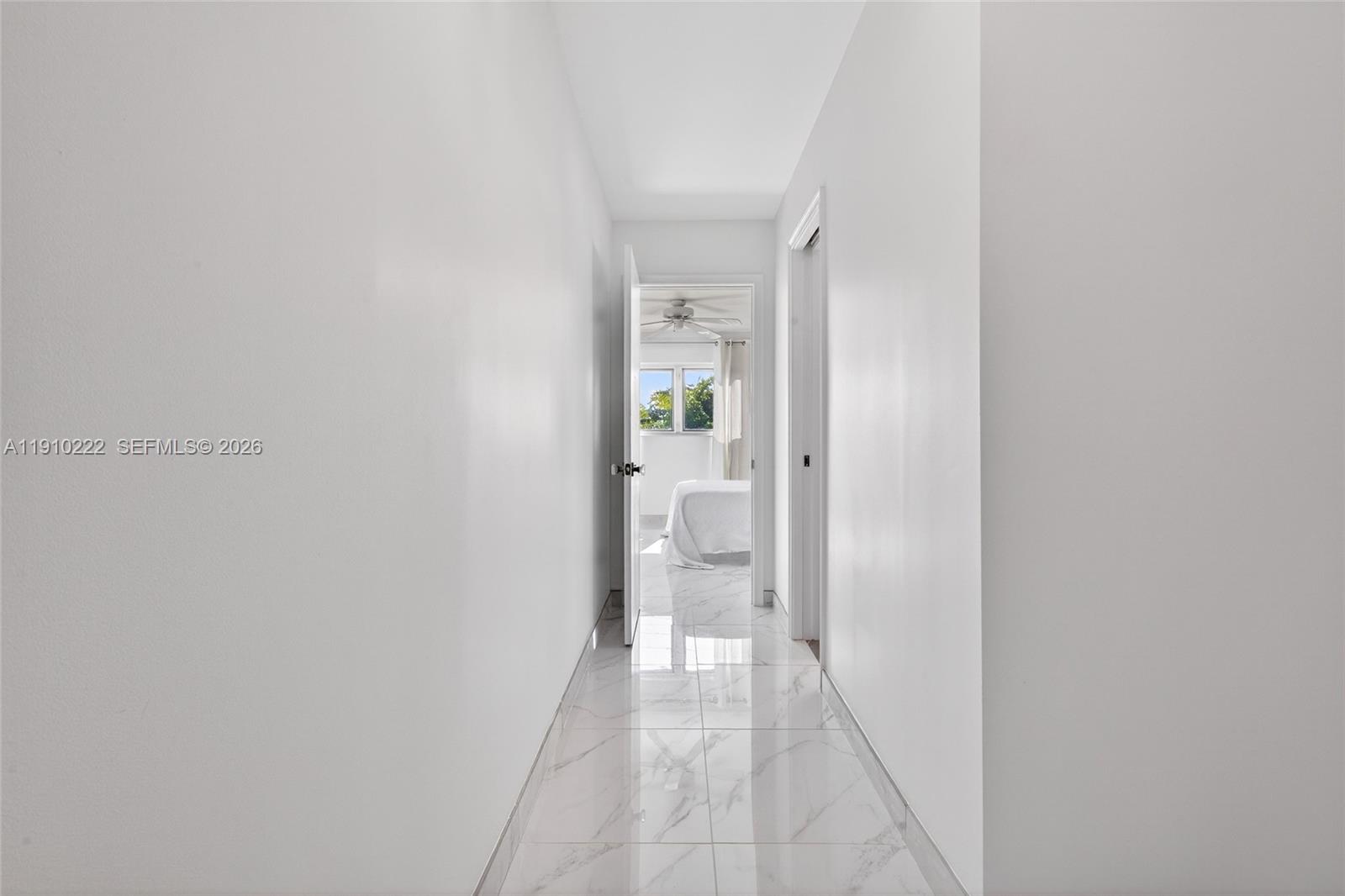 HILLSBORO SHORES SEC - Residential