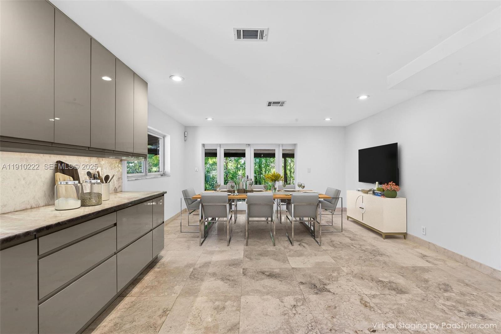 HILLSBORO SHORES SEC - Residential